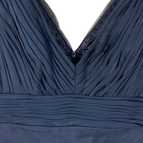 MONIQUE LHUILLIER BRIDESMAIDS NAVY BLUE RUCHED CHIFFON SHEATH COCKTAIL DRESS - Picture 10 of 15